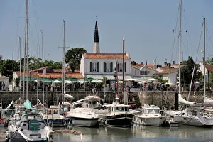 Images Dated 21st June 2009: Harbour, Ars-en-Re, Ile de Re, Charente Maritime, France, Europe