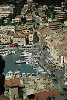 Cassis Prints: Around the harbour, Cassis, Cote d Azur, Provence, France, Mediterranean, Europe
