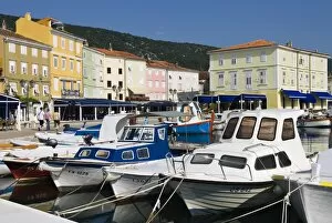 Images Dated 22nd May 2007: The harbour, Cres Town, Cres Island, Kvarner Gulf, Croatia, Adriatic, Europe