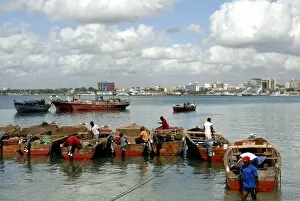 Images Dated 1st October 2010: Harbour, Dar es Salaam, Tanzania, East Africa, Africa