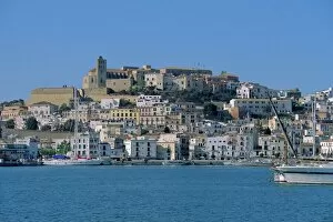 Images Dated 4th September 2008: The harbour and Ibiza Town
