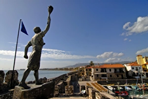 Images Dated 1st November 2007: The harbour of Nafpaktos, central Greece, Greece, Europe