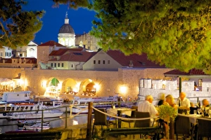 Harbour and Old Town at dusk, Dubrovnik, Dubrovnik Riviera, Dalmatia, Croatia, Europe