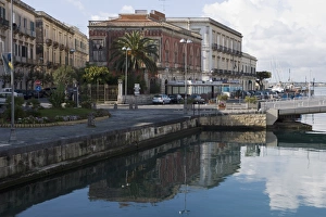Syracuse Prints: Harbour, Ortygia