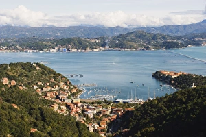 Images Dated 6th November 2009: Harbour at Porto Venere, Cinque Terre, UNESCO World Heritage Site, Liguria, Italy, Europe