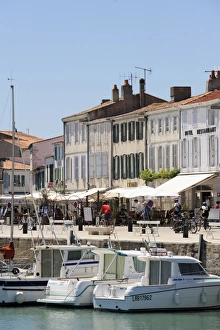 Images Dated 18th June 2009: Harbour and quayside, La Flotte, Ile de Re, Charente-Maritime, France, Europe
