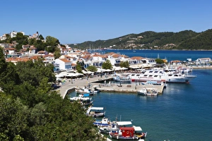 Harbour, Skiathos Town, Skiathos Island, Sporades Islands, Greek Islands, Greece, Europe