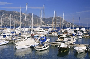 Harbour, St. Jean-Cap-Ferrat, Cap Ferrat, near Nice, Alpes Maritimes, Provence