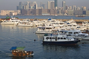 Images Dated 6th February 2007: Harbour and Typhoon shelter, Causeway Bay, Hong Kong Island, Hong Kong, China, Asia