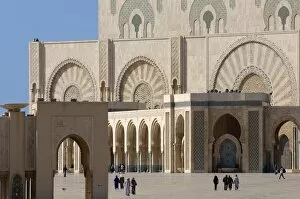 Images Dated 31st March 2009: Hassan II Mosque, Casablanca, Morocco, North Africa, Africa