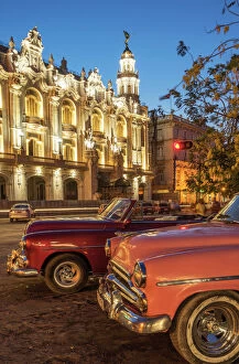 Cuba Gallery: Havana at night, Cuba, West Indies, Caribbean, Central America