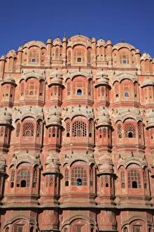 Images Dated 18th June 2010: Hawa Mahal (Palace of the Winds), Jaipur, Rajasthan, India, Asia