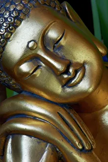 Buddha Prints: Head of Buddha statue, Bangkok, Thailand, Southeast Asia, Asia