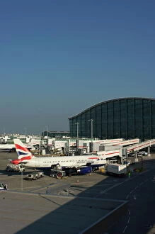 Images Dated 19th June 2008: Heathrow Airport Terminal 5 in 2008, London, England, United Kingdom, Europe
