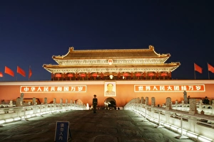 The Heavenly Gate to the Forbidden City, Tiananmen Square, Beijing (Peking), China, Asia
