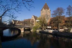 River Side Collection: Heilig Geist Spital and riverbank, Nuremberg, Bavaria, Germany, Europe