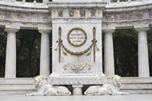 Images Dated 4th October 2006: Hemiciclo a Juarez, Benito Juarez Monument, Alameda, Mexico City, Mexico, North America