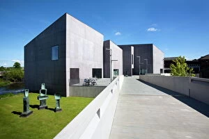 Art Gallery Collection: The Hepworth Gallery, Wakefield, West Yorkshire, Yorkshire, England, United Kingdom, Europe