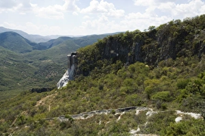 Hierve el Agua (the water boils)