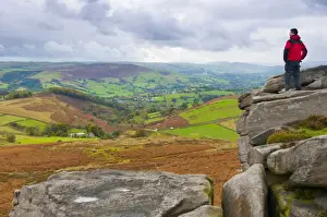 Mature Men Prints: Higger Tor towards Hathersage, Peak District National Park, Derbyshire, England