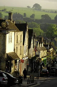 Street Scenes Prints: High Street, Burford, Oxfordshire, The Cotswolds, England, United Kingdom, Europe