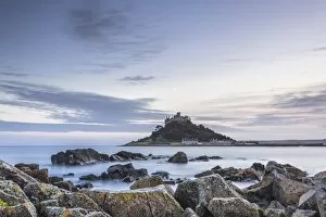Images Dated 12th September 2010: High tide at Mounts Bay in Marazion, Cornwall, England, United Kingdom, Europe