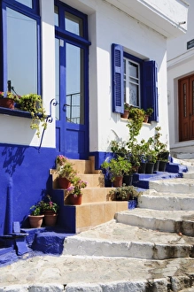 Images Dated 27th August 2008: Hill town of Glossa, Skopelos, Sporades Islands, Greek Islands, Greece, Europe