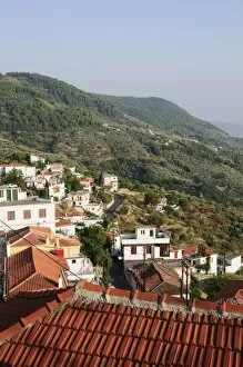 Images Dated 25th August 2008: Hill town of Glossa, Skopelos, Sporades Islands, Greek Islands, Greece, Europe