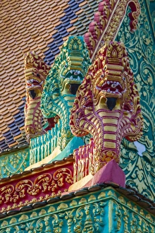 Snake Prints: The hilltop temple of Wat (Phnom) Hanchey