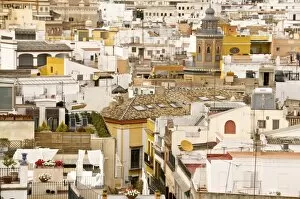 Images Dated 14th April 2010: Historic center, seen from the Giralda tower, Seville, Andalusia, Spain, Europe
