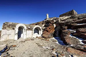 Trekking Prints: Historic stone refuge from the Spanish Civil War near high mountains in Spain