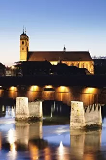 Images Dated 8th April 2011: Historical wooden bridge and cathedral (Fridolinsmunster), Bad Sackingen, Black Forest
