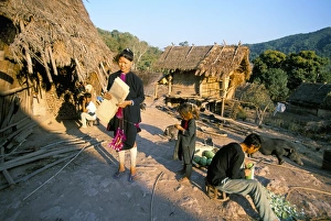 Families Prints: Hmong village of Ban Mak Phoun
