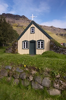 Images Dated 6th September 2009: Hofskirkja, turf-roofed church built in 1884, last church to be built in the old style