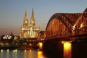 Images Dated 18th April 2010: Hohenzollern Bridge over the River Rhine and Cathedral, UNESCO World Heritage Site