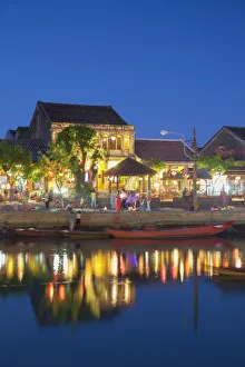 Southeast Asian Gallery: Hoi An at dusk, Hoi An, UNESCO World Heritage Site, Quang Nam, Vietnam, Indochina, Southeast Asia