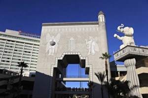 Shopping Centres Prints: Hollywood and Highland Shopping Center