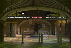 Metro Prints: Hollywood and Vine Station