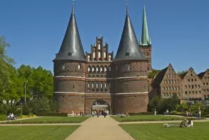 Images Dated 5th May 2007: Holstentor, Lubeck, UNESCO World Heritage Site, Schleswig Holstein, Germany, Europe