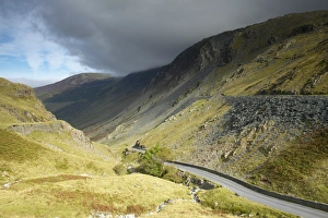 Images Dated 29th January 2000: Honister Pass, Lake District National Park, Cumbria, England, United Kingdom, Europe