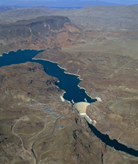 Irrigation Prints: The Hoover Dam and Lake Mead from the air, Nevada, USA
