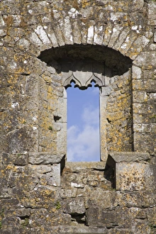 Images Dated 10th August 2006: Hore Abbey, Cashel Town, County Tipperary, Munster, Republic of Ireland, Europe