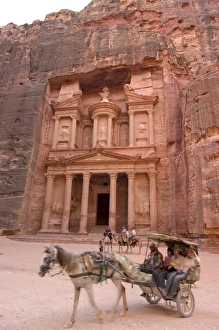 Horse and carriage in front of the Treasury (Al-Khazneh)