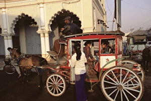 Pulling Prints: Horse-drawn taxi, Pin Oo Lwyn, Myanmar (Burma), Asia