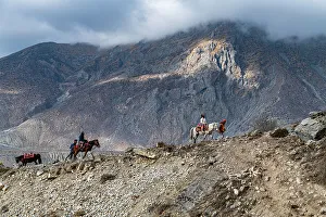 3 People Prints: Horse riders on their way to the Vishnu Temple