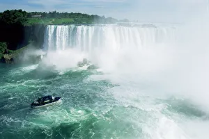 Canadian Prints: Horseshoe Falls, Niagara, Ontario, Canada, North America