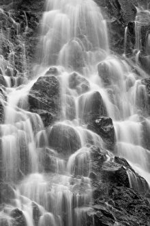 Images Dated 25th July 2009: Detail of Horsetail Falls, near Valdez, Alaska, United States of America, North America