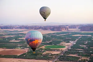 Romance Prints: Hot air balloon flight over Hegra site and around with Hero Balloon Flights Saudi Operator