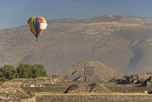 Hot Air Balloon Prints: Hot air balloon with Pyramid of the Moon in the background