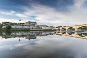 Hot-air balloon in the sky above the castle, Amboise, Indre-et-Loire, Loire Valley